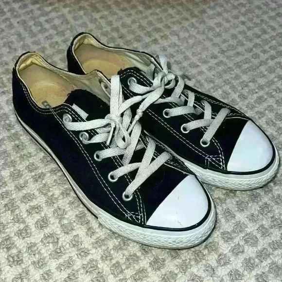 Low top Converse -Back - Size 3 Y - Picture 1 of 7